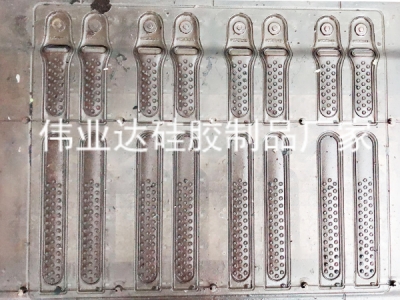 一出多穴的表带钢模